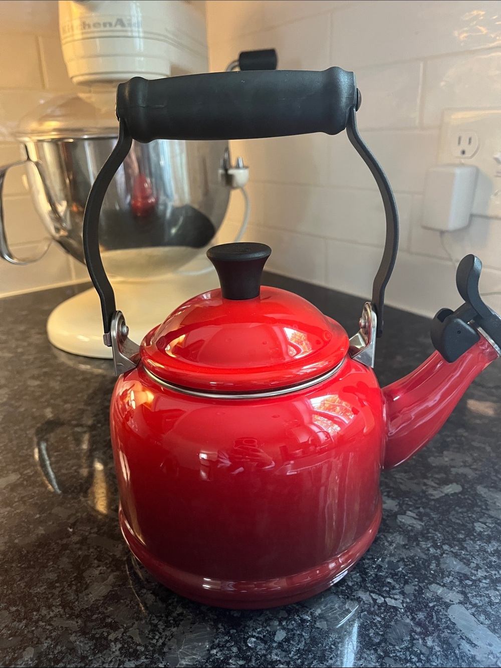 Le Creuset Demi Kettle 1.25 qt Red